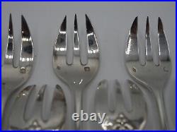 12 Fourchettes A Huitres En Argent Massif Poincon Minerve Modele Medaillon