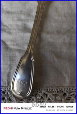 1 GRANDE CUILLERE ARGENT MASSIF Poinçon tête de profil à droite Poids 94 Gr