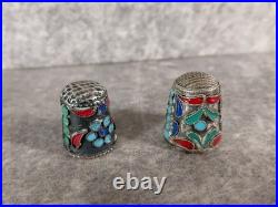 2 Dés à coudre. Émail Cloisonné Russe. Argent Massif non poinçonné. Vers 1880