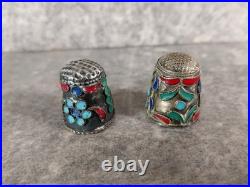 2 Dés à coudre. Émail Cloisonné Russe. Argent Massif non poinçonné. Vers 1880