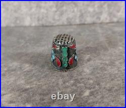 2 Dés à coudre. Émail Cloisonné Russe. Argent Massif non poinçonné. Vers 1880