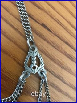 ANCIENNE CHATELAINE CLAVET EN ARGENT MASSIF. 3 chaînes. Poinçons minerve/maître