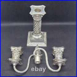 A identifier Paire de candélabres à 2 bras de lumière Poinçons RD 800 ou 900