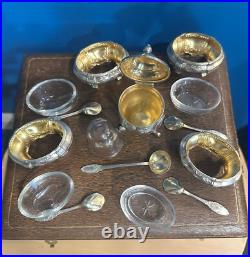Ancien Coffret 4 Salerons Et Un Moutardier En Argent Massif Poinçon Minerve Ancien Coffret 4 Salerons Et Un Moutardier En Argent Massif Poinçon Minerve