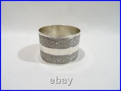 Ancien Rond De Serviette En Argent Massif Poincon Minerve Monogramme Therese