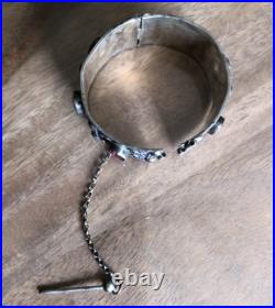 Ancien bracelet enfant Berbère Kabyle émaillé argent poinçons crabe