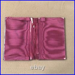 Ancien carnet de bal en argent massif poinçonné et tissu XIX ème 6,5 x 9,5 cm