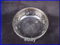 Ancienne Coupe Baccarat cristal taillé monture en argent massif poinçon minerve Ancienne Coupe Baccarat cristal taillé monture en argent massif poinçon minerve