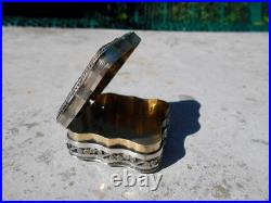 Ancienne boîte argent massif poinçon Lion anglais antique silver box décor coeur