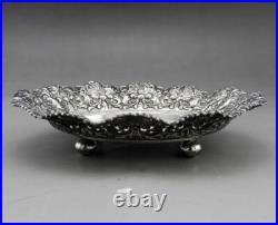 Ancienne coupe à pieds En Argent Massif poinçon Asie Cambodge Thailande 133.3 G