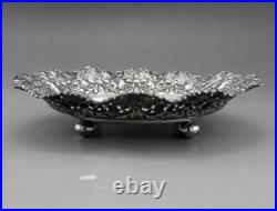 Ancienne coupe à pieds En Argent Massif poinçon Asie Cambodge Thailande 133.3 G