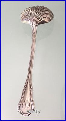 Ancienne cuillère a soupoudrer argent massif poinçon minerve modèle filet monog