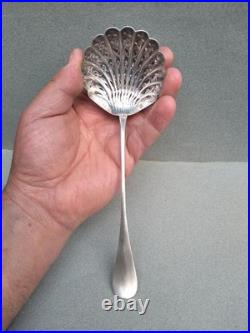 Ancienne cuillère saupoudreuse en argent massif poinçon à la Minerve 36,2 gr