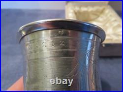 Ancienne petite timbale en argent massif poinçon minerve orfèvre illisible 51 gr