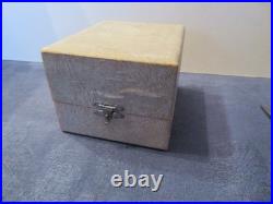 Ancienne petite timbale en argent massif poinçon minerve orfèvre illisible 51 gr