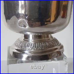 Argent massif Timbale pied douche Poinçon -Vieillard 1819 1838 MO CL