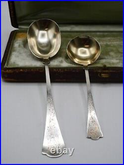 BELLE CUILLERE A COMPOTE et CREME EN ARGENT MASSIF POINCON MINERVE COFFRET
