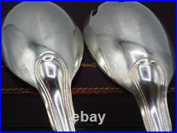 Beaux Couverts De Service A Salade En Argent Massif Poincon Minerve Coquille