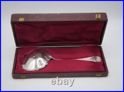 Belle Pelle A Fraises En Argent Massif Poincon Minerve Coffret A La Forme