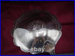 Belle Pelle A Fraises En Argent Massif Poincon Minerve Coffret A La Forme