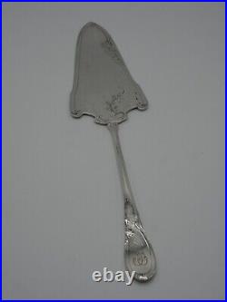 Belle Pelle A Tarte En Argent Massif Poincon Minerve 1 Er Titre Style Louis XV