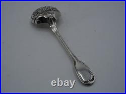 Belle Saupoudreuse Argent Massif Poincon Minerve 1 Er Titre