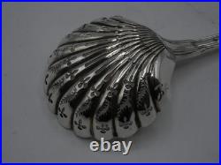 Belle Saupoudreuse Argent Massif Poincon Minerve 1 Er Titre