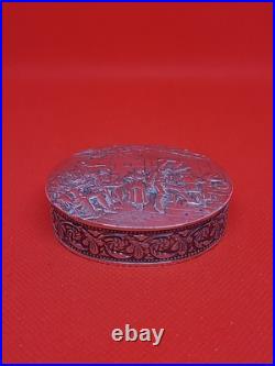 Belle ancienne boîte en argent massif scène de fête Poinçon Austro hongrois