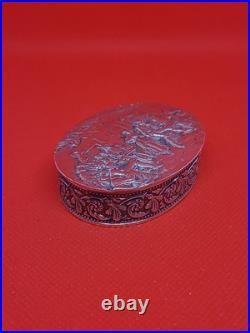 Belle ancienne boîte en argent massif scène de fête Poinçon Austro hongrois