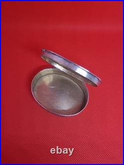 Belle ancienne boîte en argent massif scène de fête Poinçon Austro hongrois