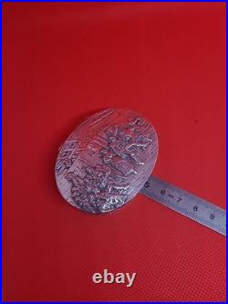 Belle ancienne boîte en argent massif scène de fête Poinçon Austro hongrois