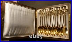 Belle boite de 12 cuillères à café en Vermeil massif poinçon MINERVE poids 218g