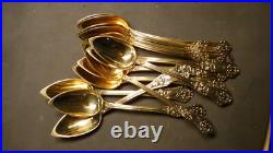 Belle boite de 12 cuillères à café en Vermeil massif poinçon MINERVE poids 218g