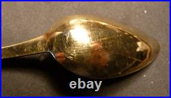 Belle boite de 12 cuillères à café en Vermeil massif poinçon MINERVE poids 218g