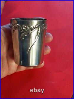 Belle timbale Art Nouveau en argent massif poinçon Mercure 92 gr