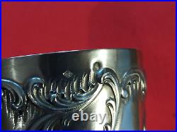 Belle timbale Art Nouveau en argent massif poinçon Mercure 92 gr