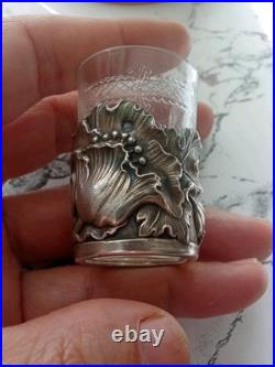 Bijoux / Collection / petit Verre à Liqueur / Argent massif / Poinçon