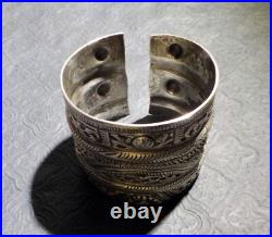 Bracelet Ethnique avec poinçons Argent Massif Berbère Afrique du Nord 120g