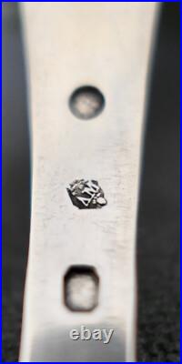 CUILLÈRE À SAUPOUDRER EN ARGENT MASSIF POINÇON VIEILLARD 18/19ème