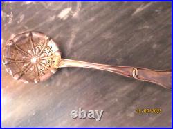 CUILLERE A SUCRE EN ARGENT MASSIF 1eTITRE POINCON MINERVE MO. NICOLAS DOUBESKY