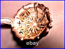 CUILLERE A SUCRE EN ARGENT MASSIF 1eTITRE POINCON MINERVE MO. NICOLAS DOUBESKY