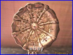 CUILLERE A SUCRE EN ARGENT MASSIF 1eTITRE POINCON MINERVE MO. NICOLAS DOUBESKY