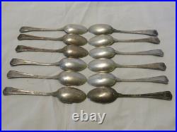 Coffret 12 Cuilleres A Moka En Argent Massif Travail Etranger Poincon 0.800 Coffret 12 Cuilleres A Moka En Argent Massif Travail Etranger Poincon 0.800