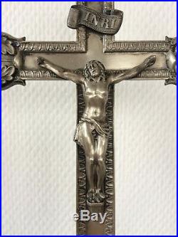 Crucifix christ en argent massif XIXème poinçon minerve calice ciboire