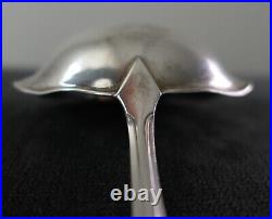 Cuillère À Sauce En Argent Massif Poinçon 800 Époque 1930 Art Déco