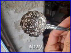 Cuillère À Saupoudrer En Argent Massif Poinçons À Identifier Longueur 20,5cm