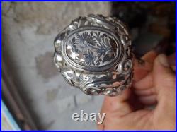 Cuillère À Saupoudrer En Argent Massif Poinçons À Identifier Longueur 20,5cm