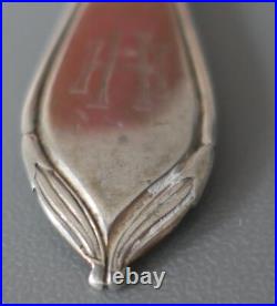Cuillère En Argent Massif Poinçon 800 Époque 1900 Art Nouveau