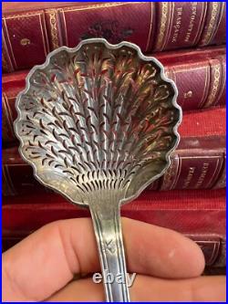 Cuillère a Saupoudrer Argent Massif & Poinçon Monogramme Silver Spoon