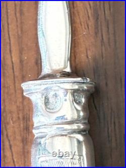 Cuillère à saupoudrer en argent massif poinçon minerve